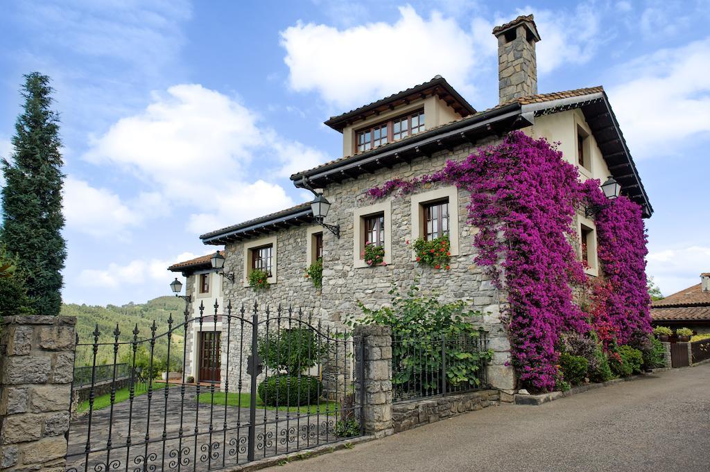 Casa Rural Llugaron I Guest House Miravalles ภายนอก รูปภาพ