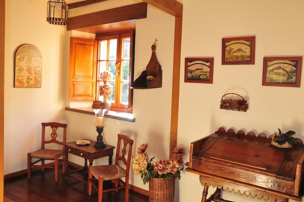 Casa Rural Llugaron I Guest House Miravalles ภายนอก รูปภาพ